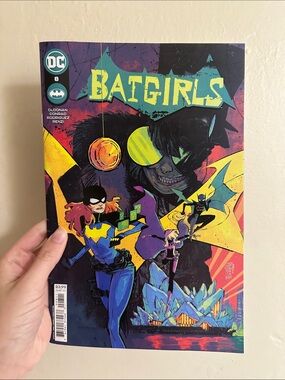 DC Batgirls Comic — Purple, Yellow, Blue Artwork